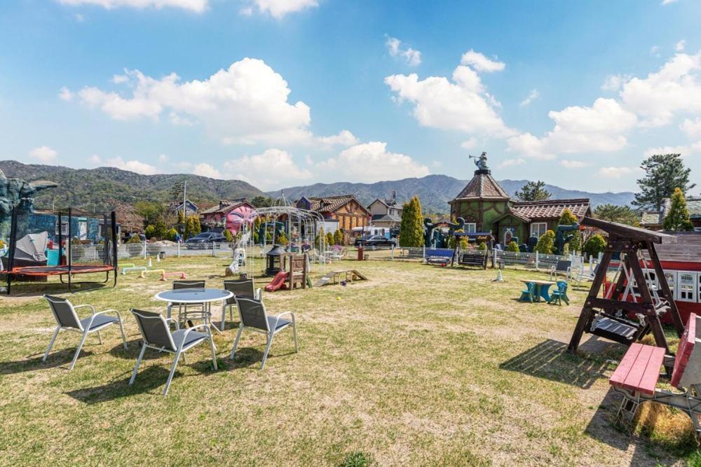 Lala Land Pet Friendly Pension 경주 외부 사진